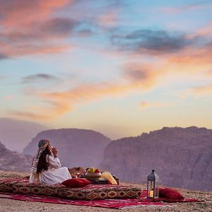 Mövenpick Nabatean Castle Hotel